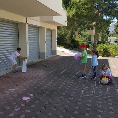 公寓 Tamara 特罗吉尔