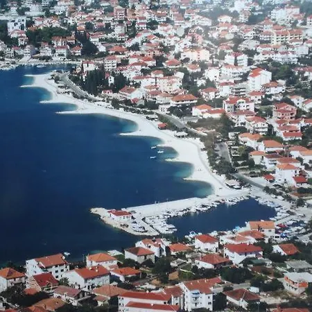 Tamara 公寓 特罗吉尔